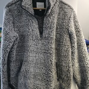 NWOT fuzzy half zip fuzzy fleece